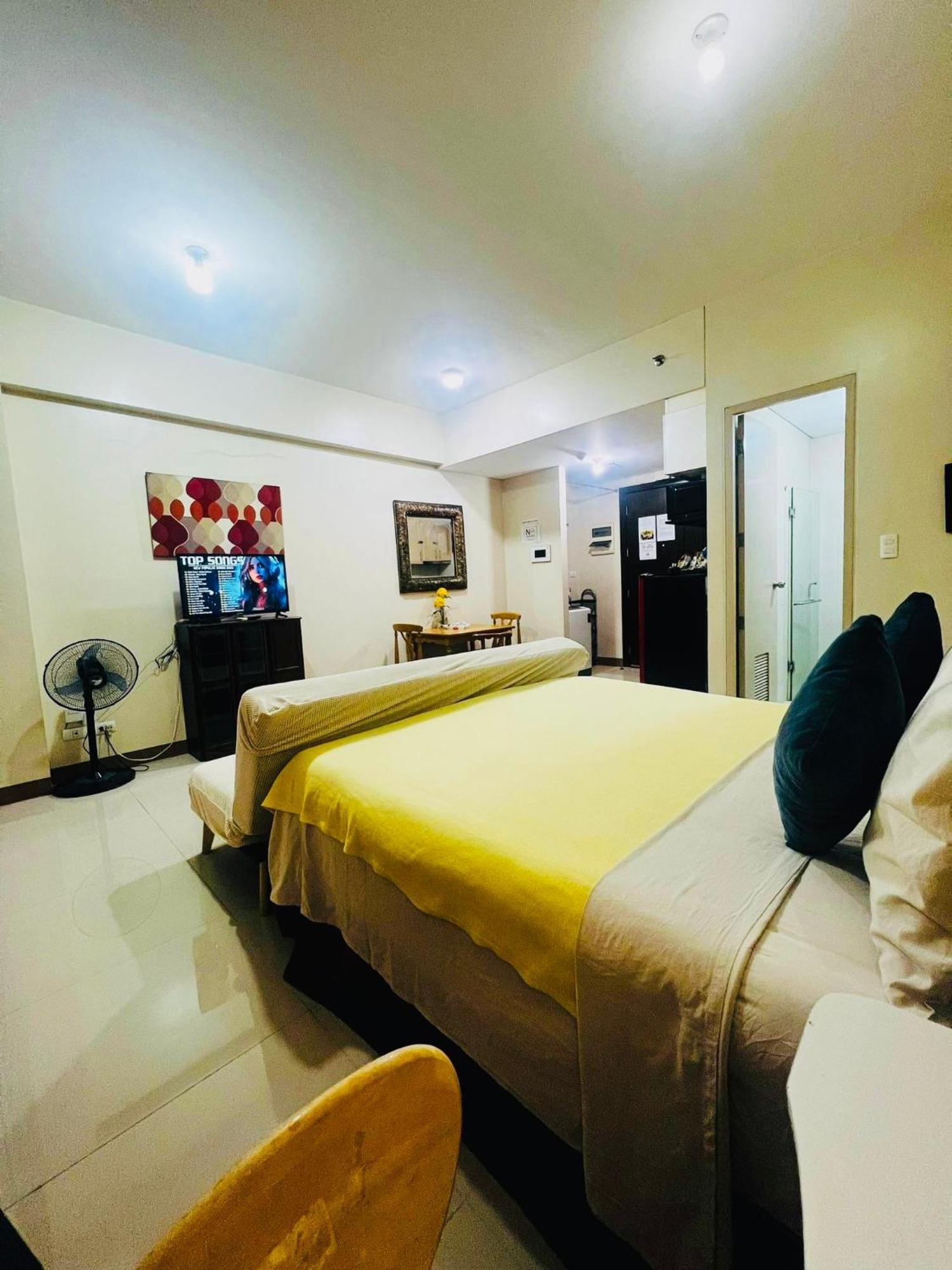 פאסאי One Palm Tree Villas Condominium - Studio 2Nd Fl With Balcony - Across Terminal 3 Airport מראה חיצוני תמונה
