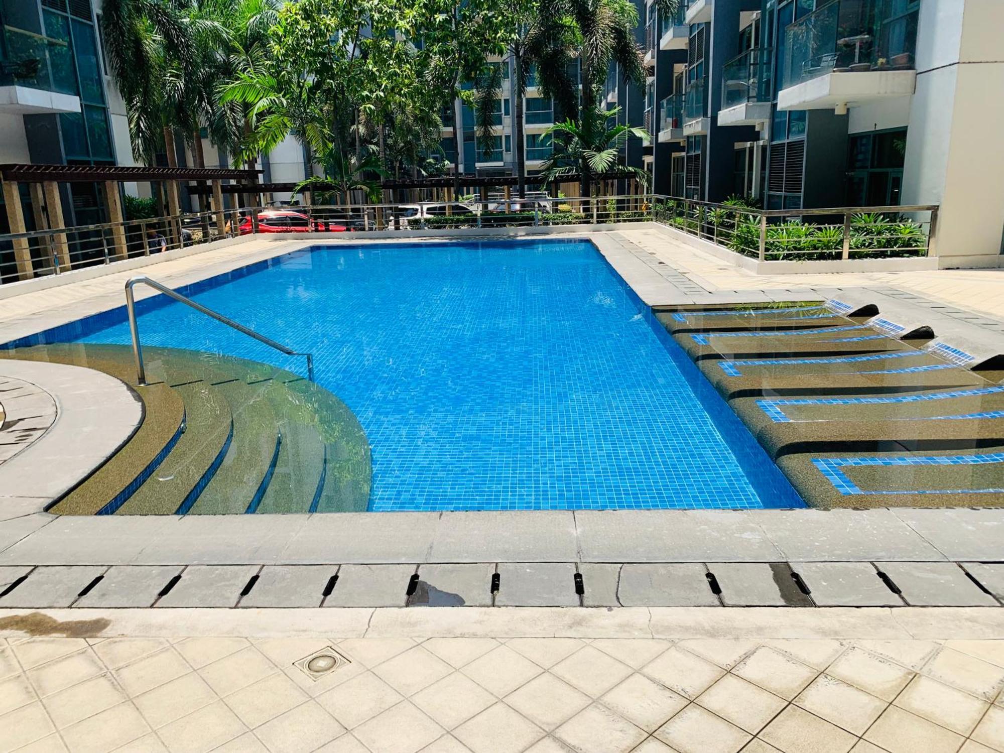 פאסאי One Palm Tree Villas Condominium - Studio 2Nd Fl With Balcony - Across Terminal 3 Airport מראה חיצוני תמונה