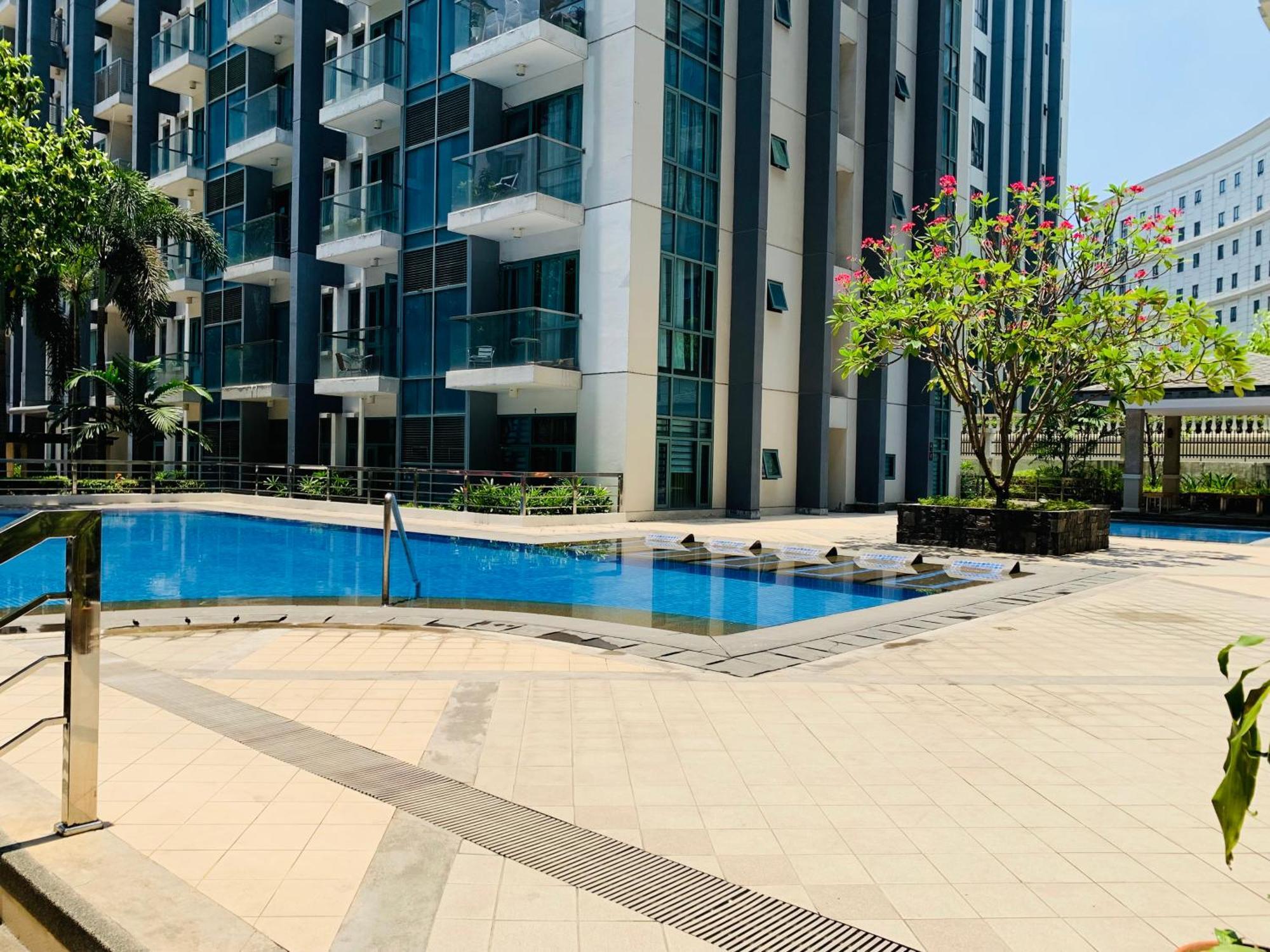 פאסאי One Palm Tree Villas Condominium - Studio 2Nd Fl With Balcony - Across Terminal 3 Airport מראה חיצוני תמונה