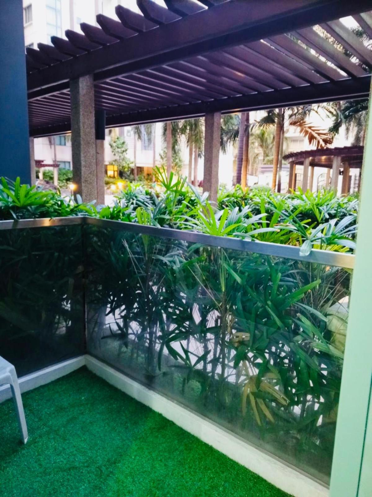 פאסאי One Palm Tree Villas Condominium - Studio 2Nd Fl With Balcony - Across Terminal 3 Airport מראה חיצוני תמונה
