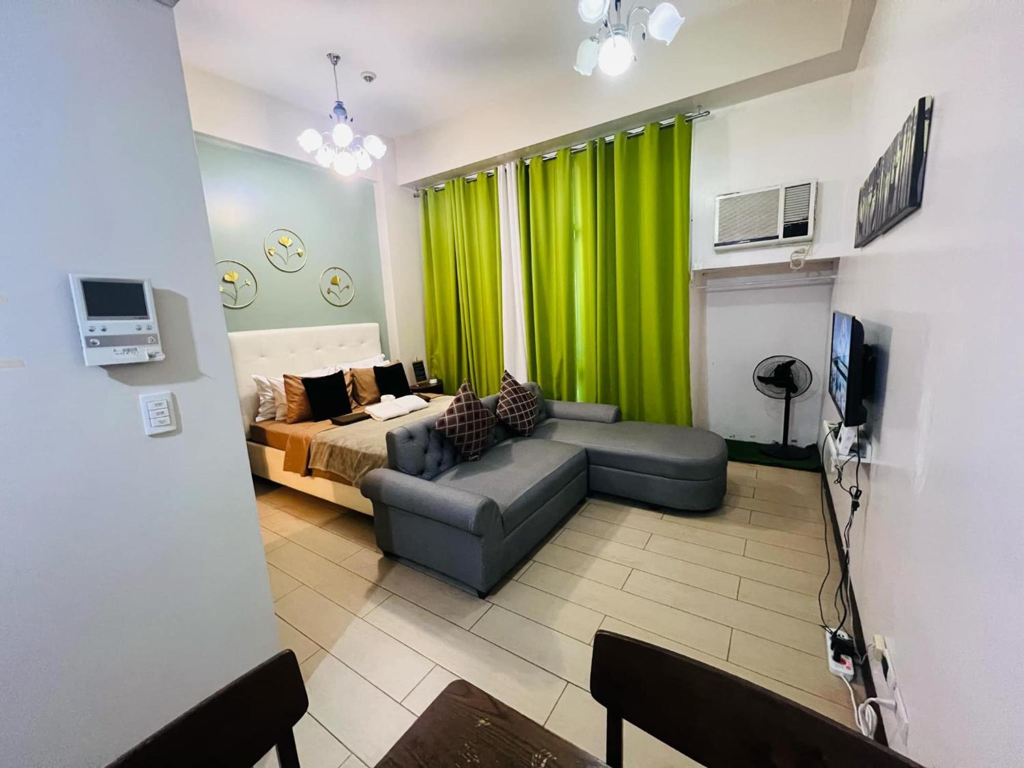 פאסאי One Palm Tree Villas Condominium - Studio 2Nd Fl With Balcony - Across Terminal 3 Airport מראה חיצוני תמונה