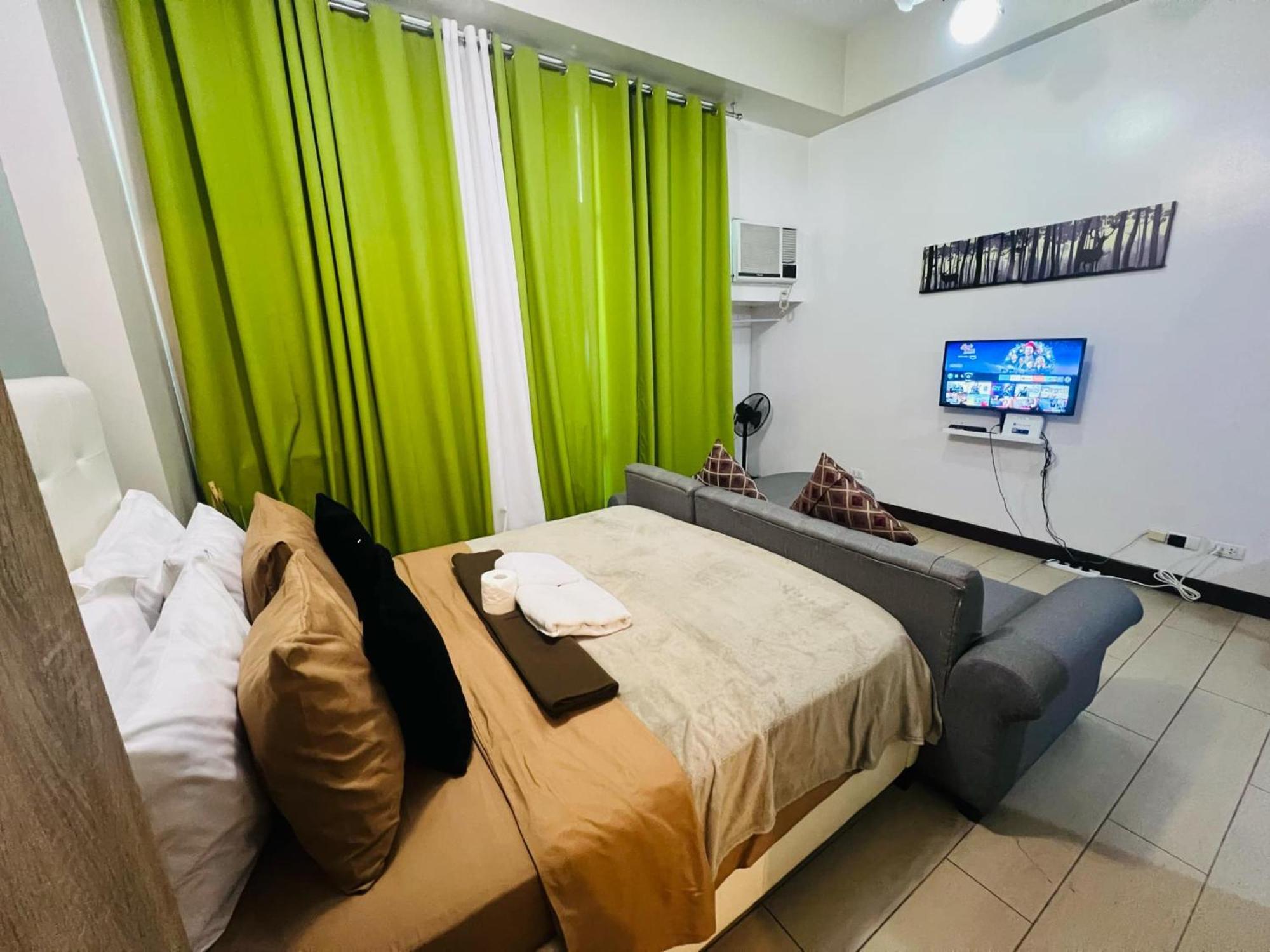 פאסאי One Palm Tree Villas Condominium - Studio 2Nd Fl With Balcony - Across Terminal 3 Airport מראה חיצוני תמונה