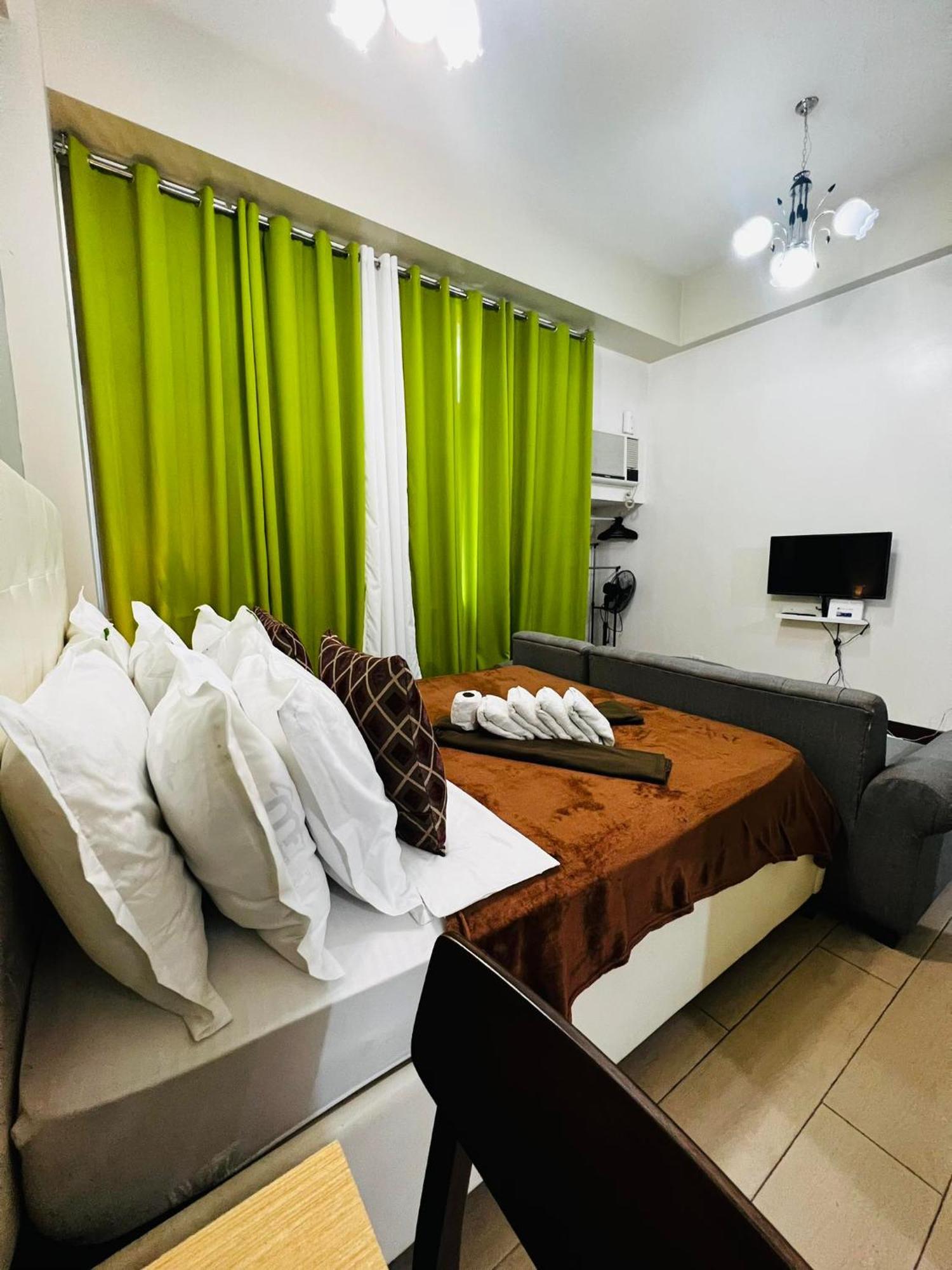 פאסאי One Palm Tree Villas Condominium - Studio 2Nd Fl With Balcony - Across Terminal 3 Airport מראה חיצוני תמונה
