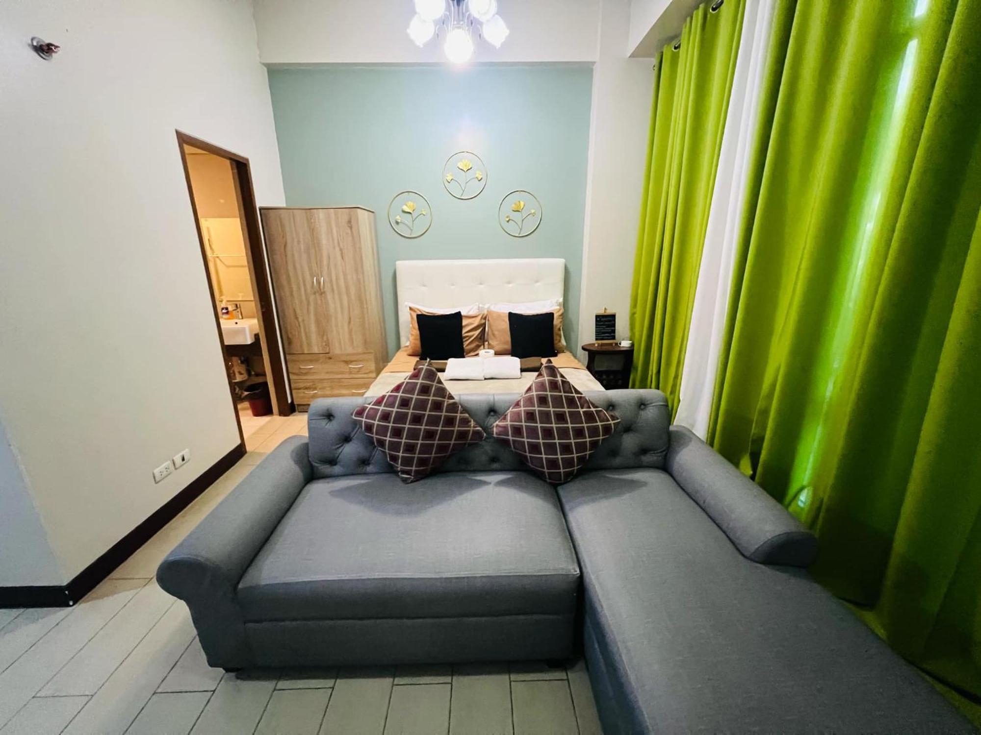 פאסאי One Palm Tree Villas Condominium - Studio 2Nd Fl With Balcony - Across Terminal 3 Airport מראה חיצוני תמונה